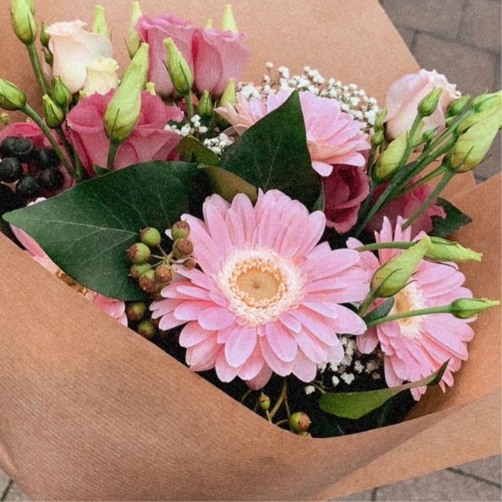 a bouquet of pink flowers