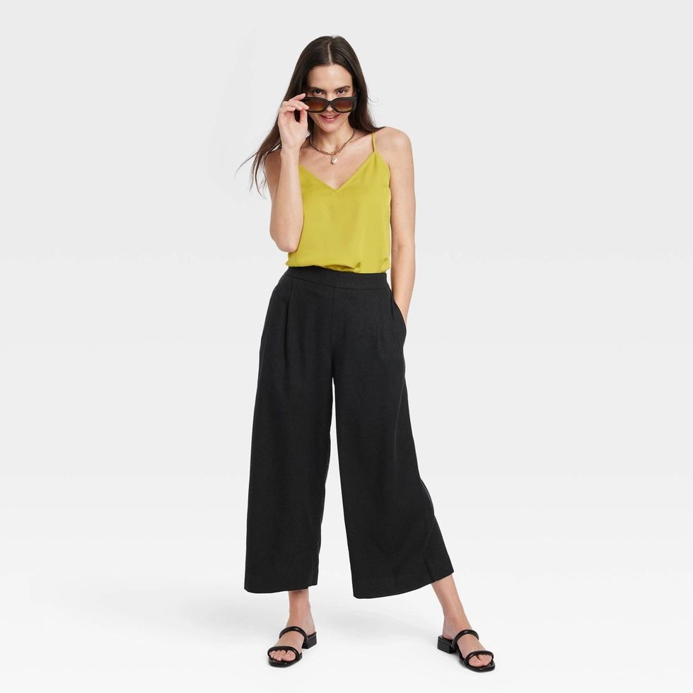 15 Linen Pant Outfit Ideas For Spring Summer 2023 – AMĒNAH