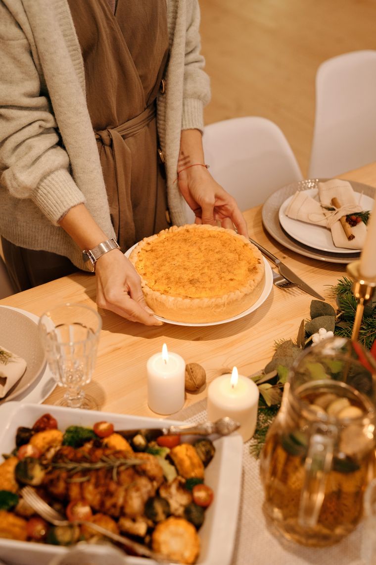 31 Friendsgiving Party Ideas 2023 — How to Host Friendsgiving