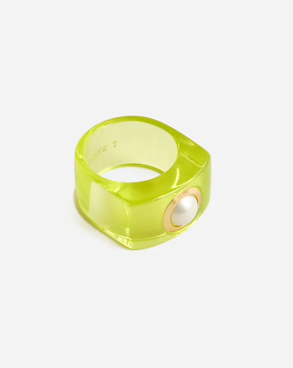 Acetate Pearl Ring in Brilliant Citrus