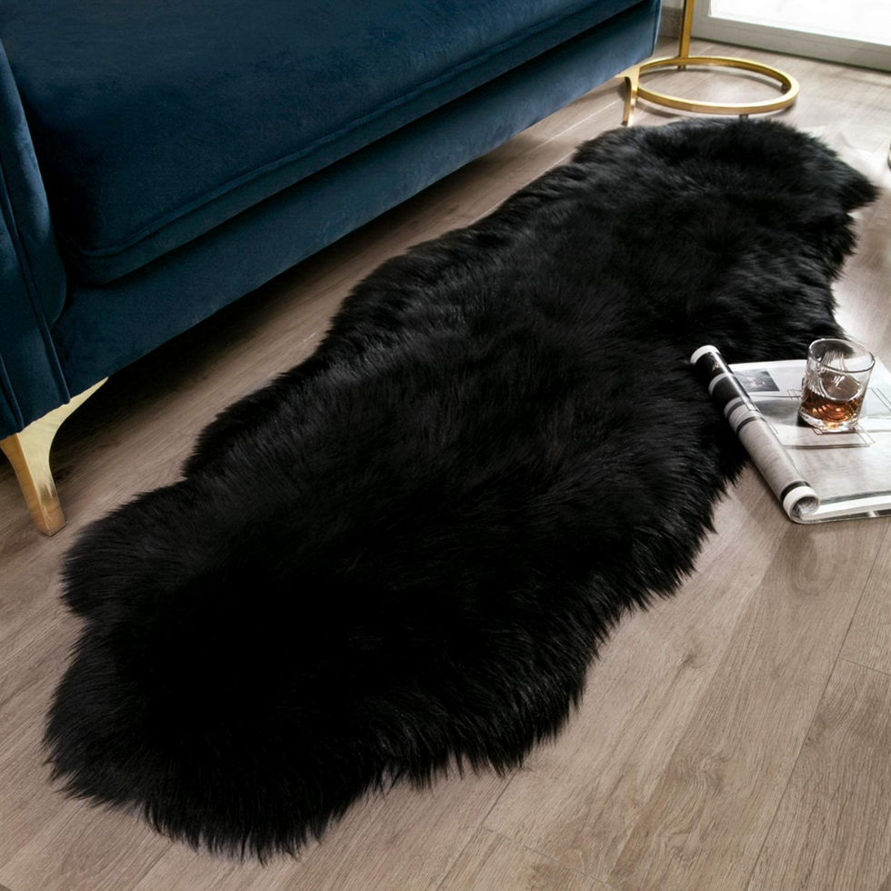 Amazon Ashler Black Faux Sheepskin Rug