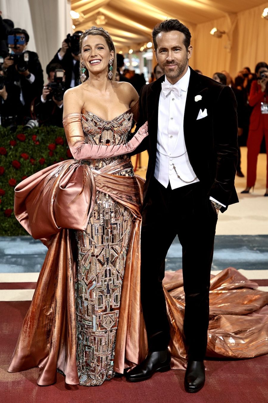 blake lively and ryan reynolds at the met gala