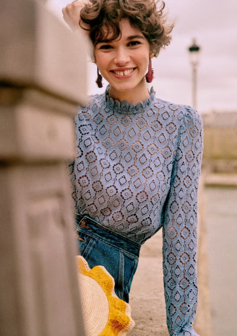 blue blouse