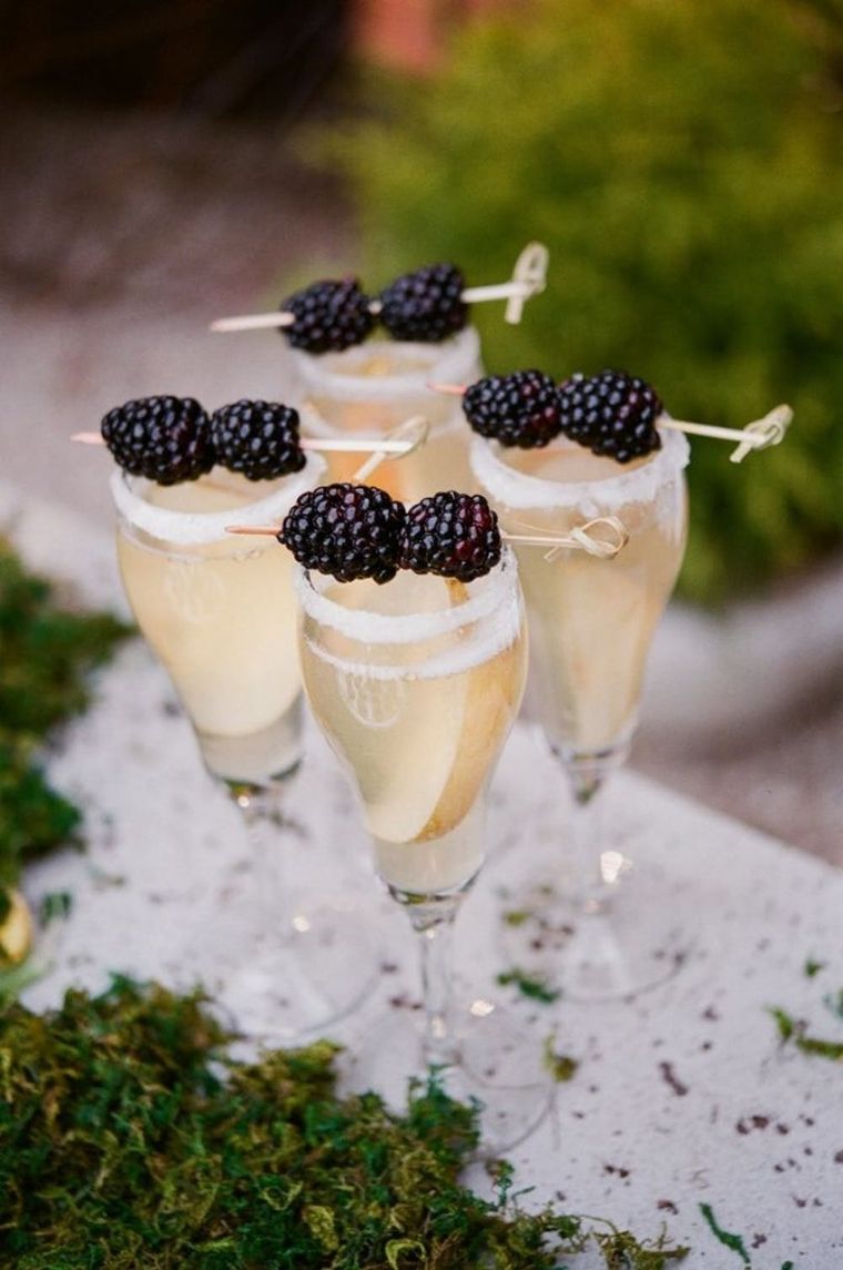 36 Wedding Signature Drinks for That Added Special Touch