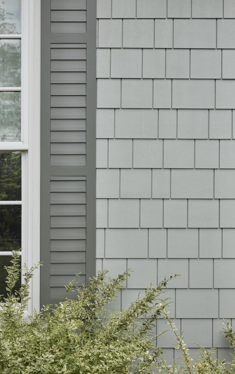 Chip and Joanna Gaines Shingle Siding