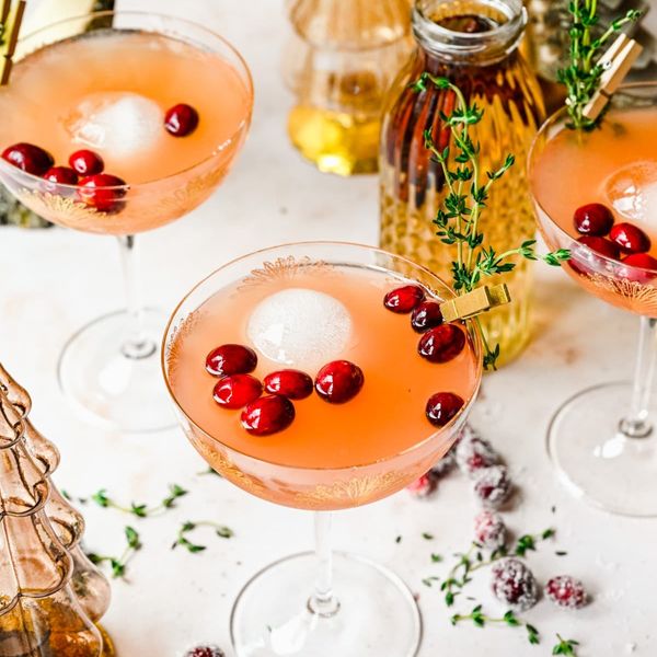 Glitter Ice Cocktails Make a Sparkling Addition to Any Holiday This Year