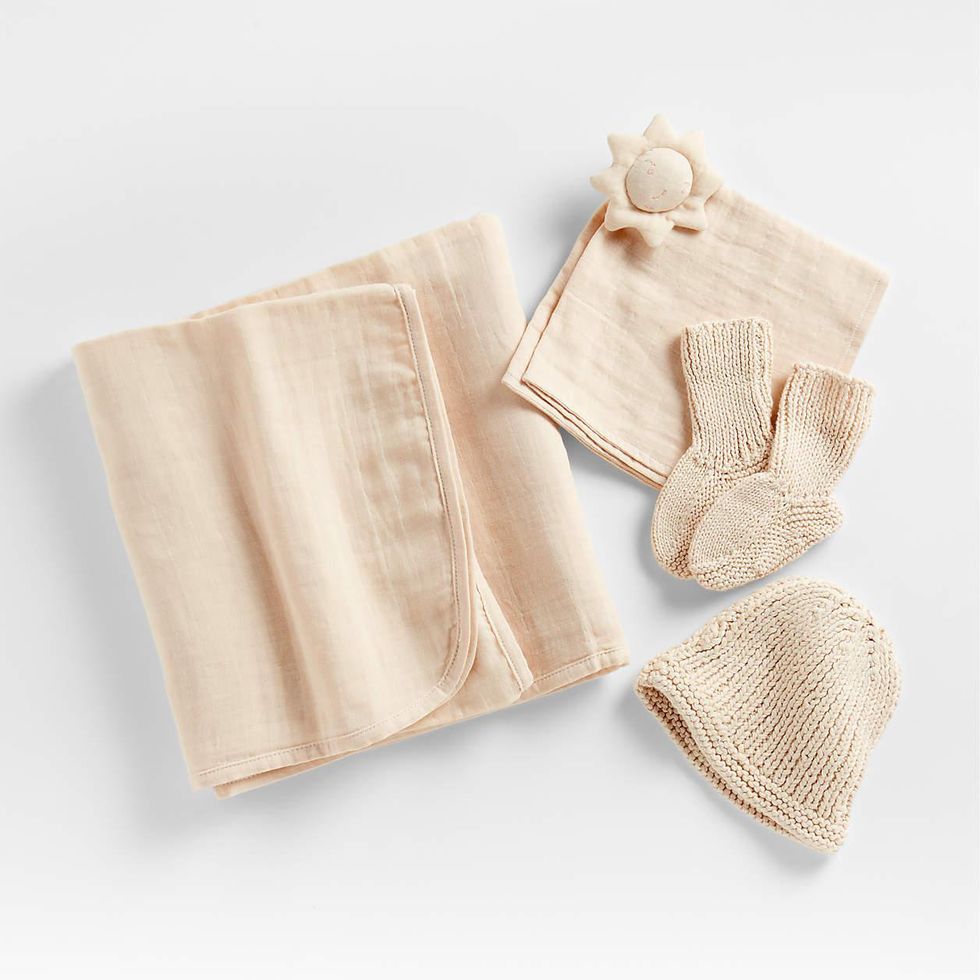 Cozy Sun Essential Baby Gift Set