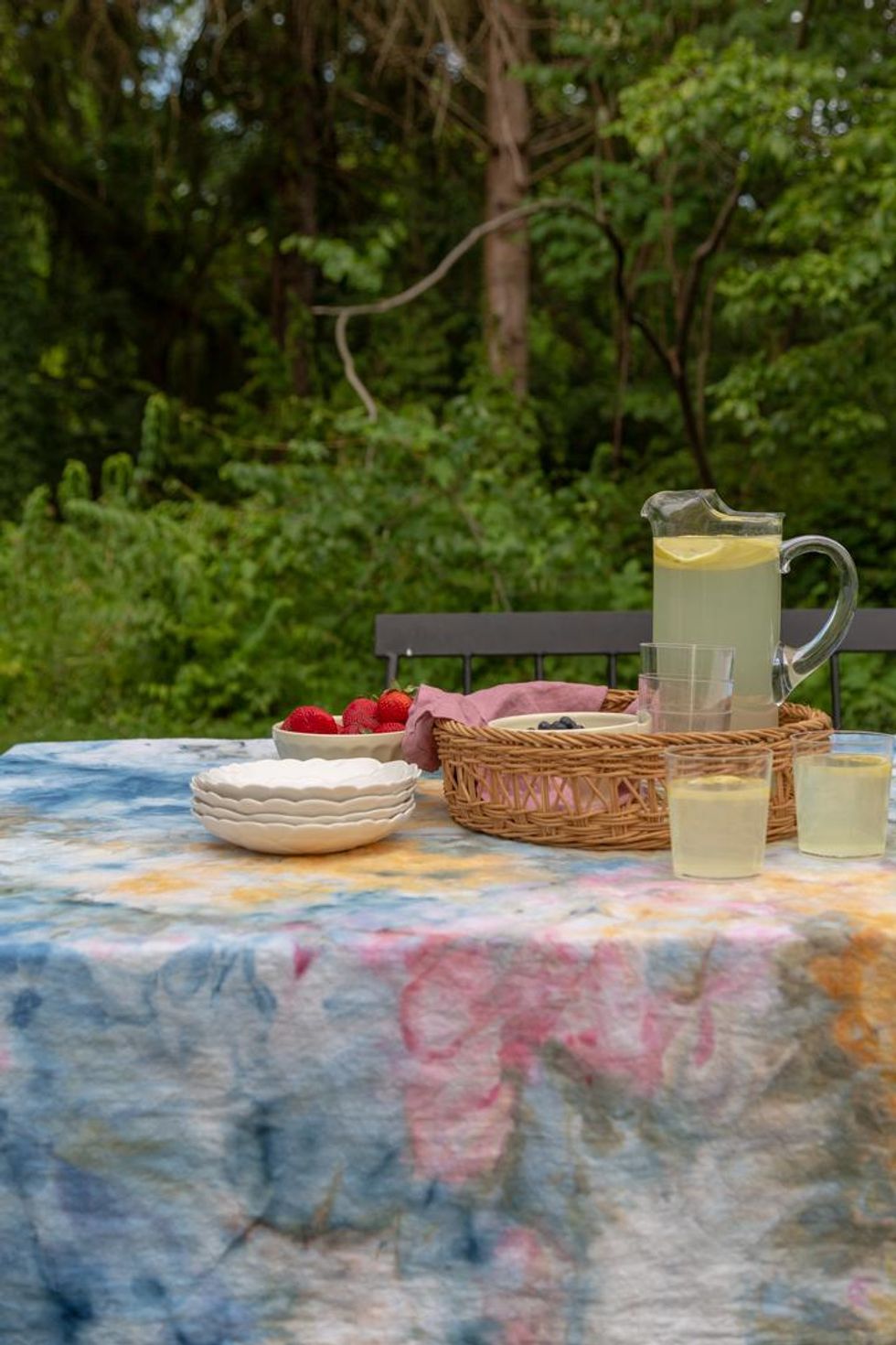 diy ice dye tablecloth