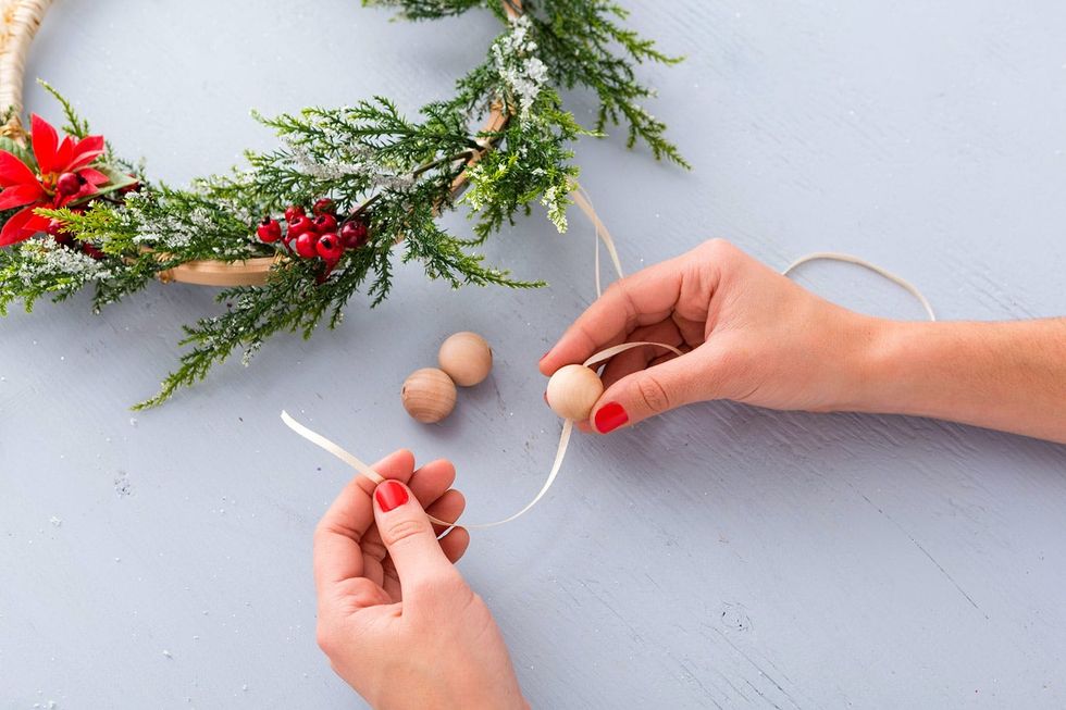 Embroidery Hoop Modern Holiday Wreath