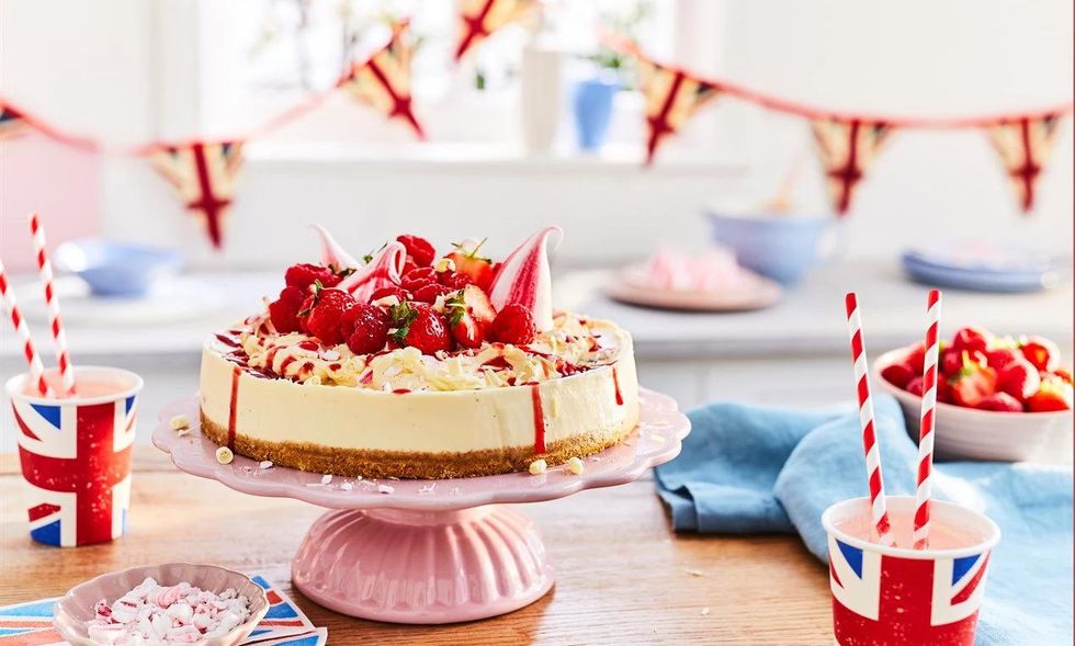 Eton Mess Cheesecake