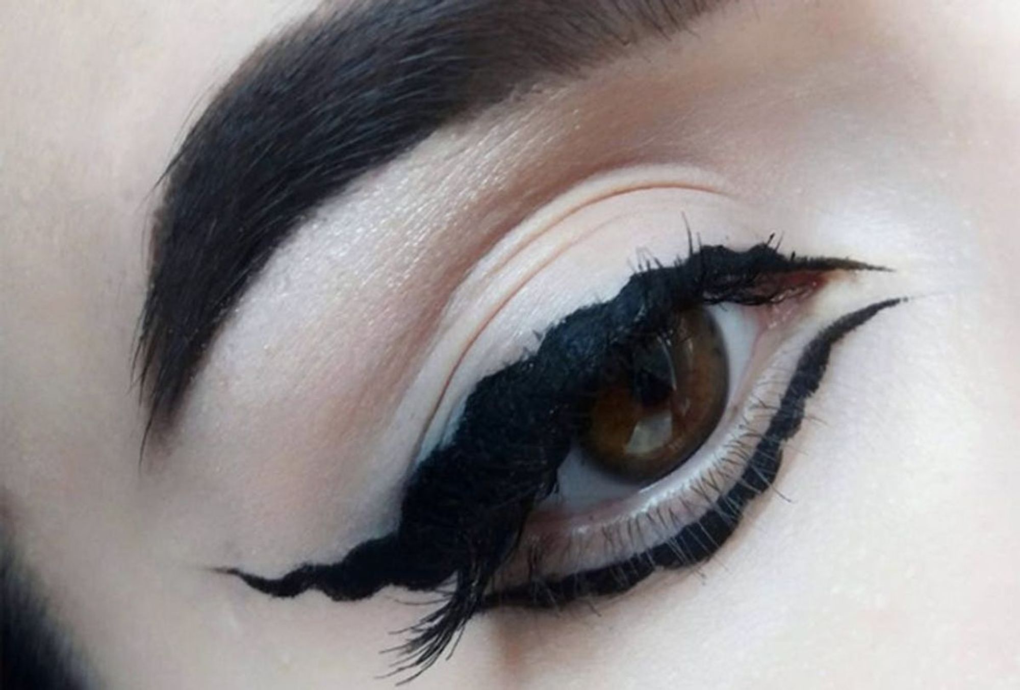 10 Viral Eyeliner Trends to Try ASAP - Brit + Co