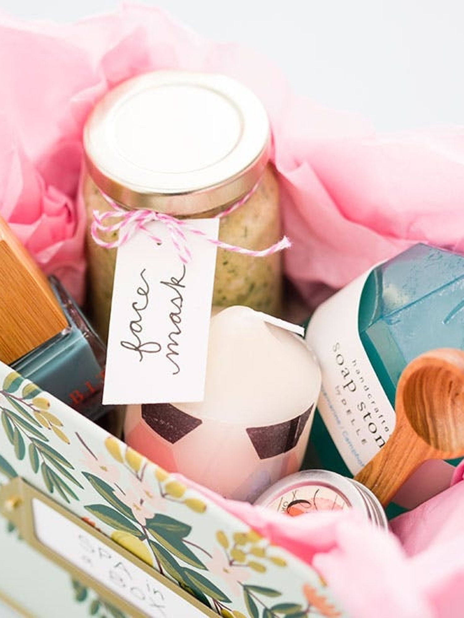 How To Make A Diy Spa-in-a-box For Mom This Mother’s Day