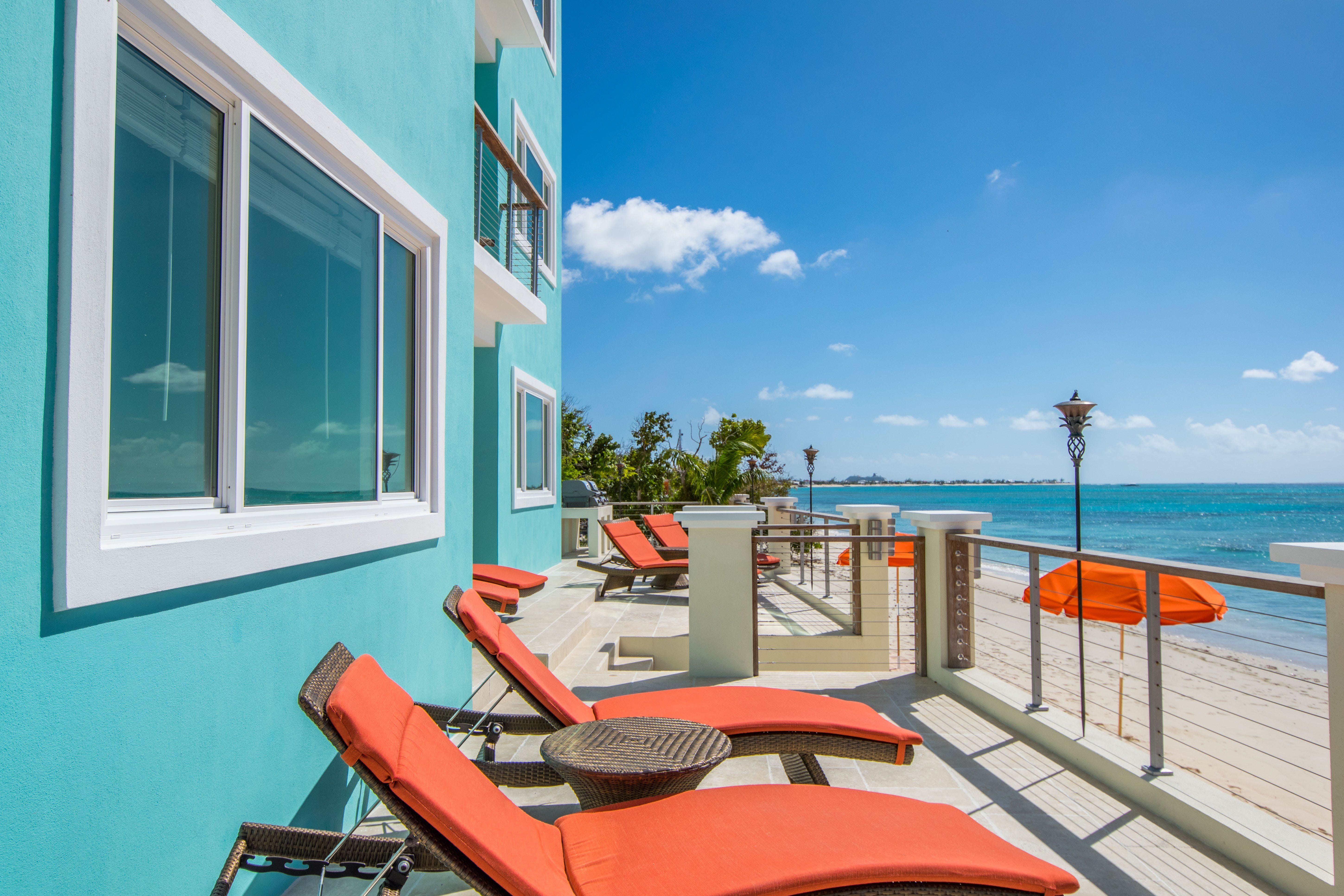 15 Beachfront Airbnbs To Make All Your Summer Dreams A Reality - Brit + Co