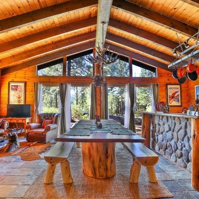 Cozy Cabins On Airbnb For Anyone Who Loves The Après More Than The Ski ...