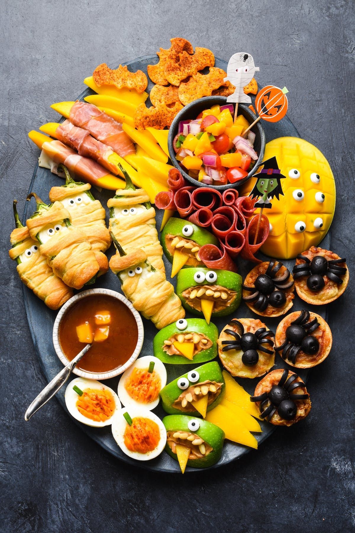 25 Easy Sweet And Savory Halloween Treats To Wow Your Inner Kidult ...