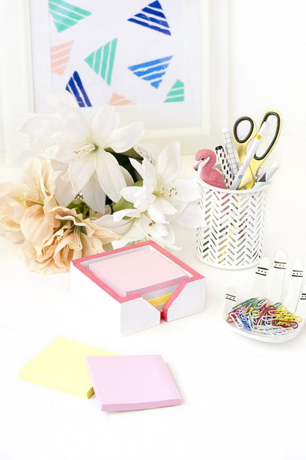 pink rimmed white DIY Post It Note Holder