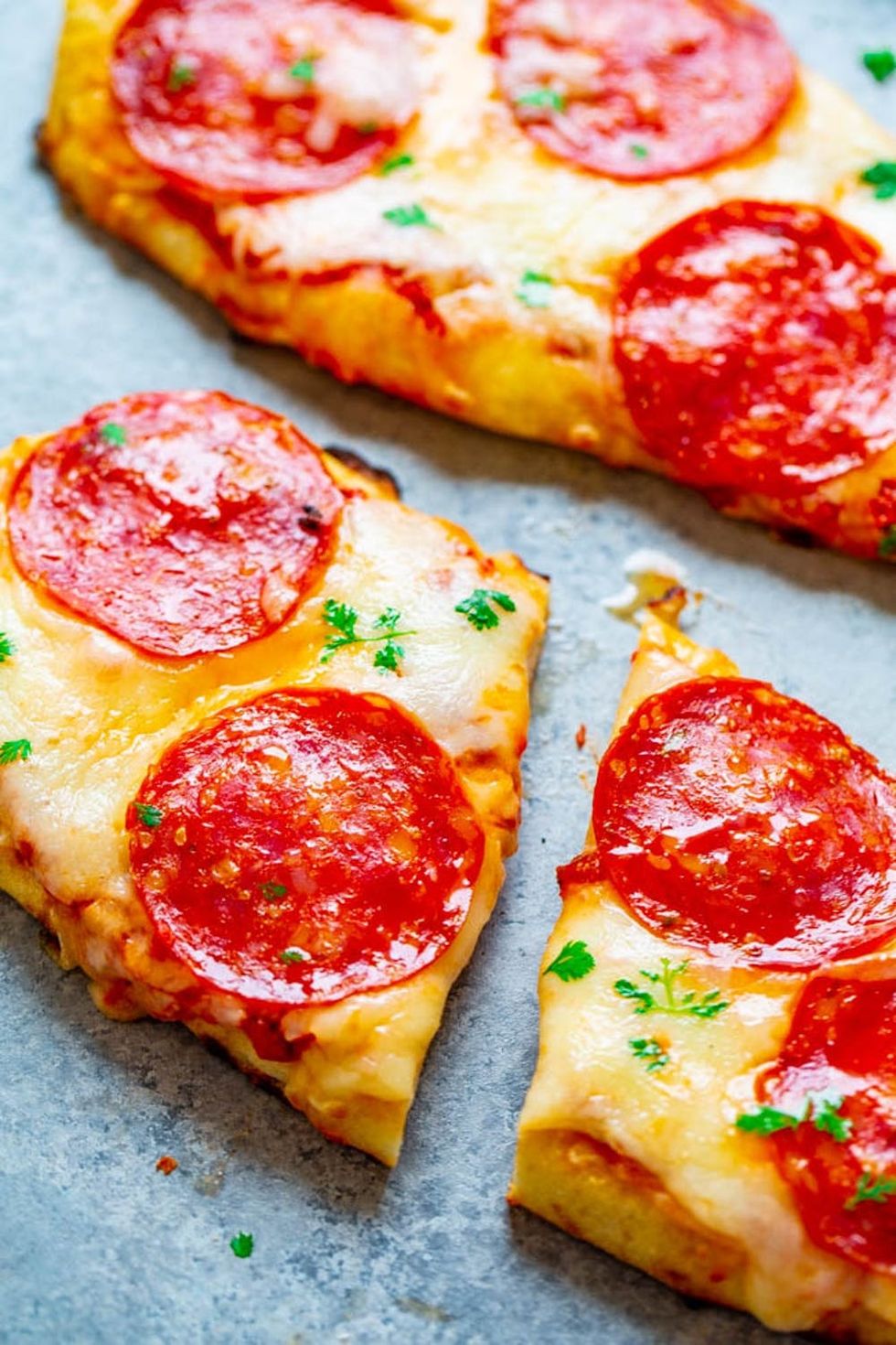 22 Naan Pizza Recipes That Make Speedy Weeknight Meals - Brit + Co