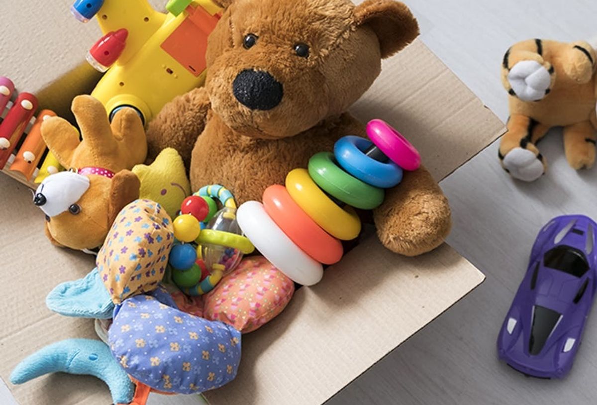 9-ways-to-deal-when-your-kid-has-too-many-toys-brit-co