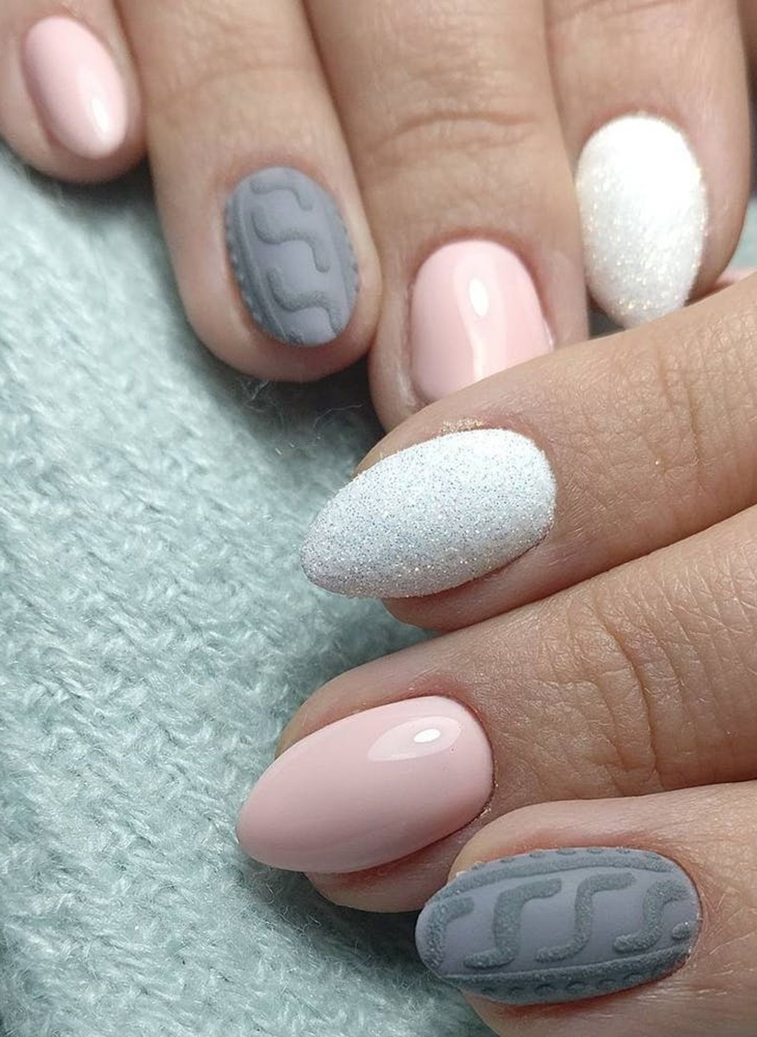 alternative-to-acrylic-nails-best-options-with-pros-cons