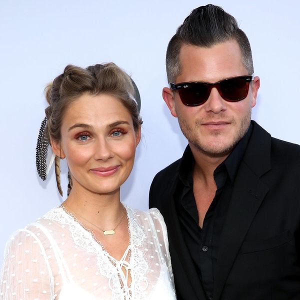 “nashville” Star Clare Bowen Just Tied The Knot With Brandon Robert 