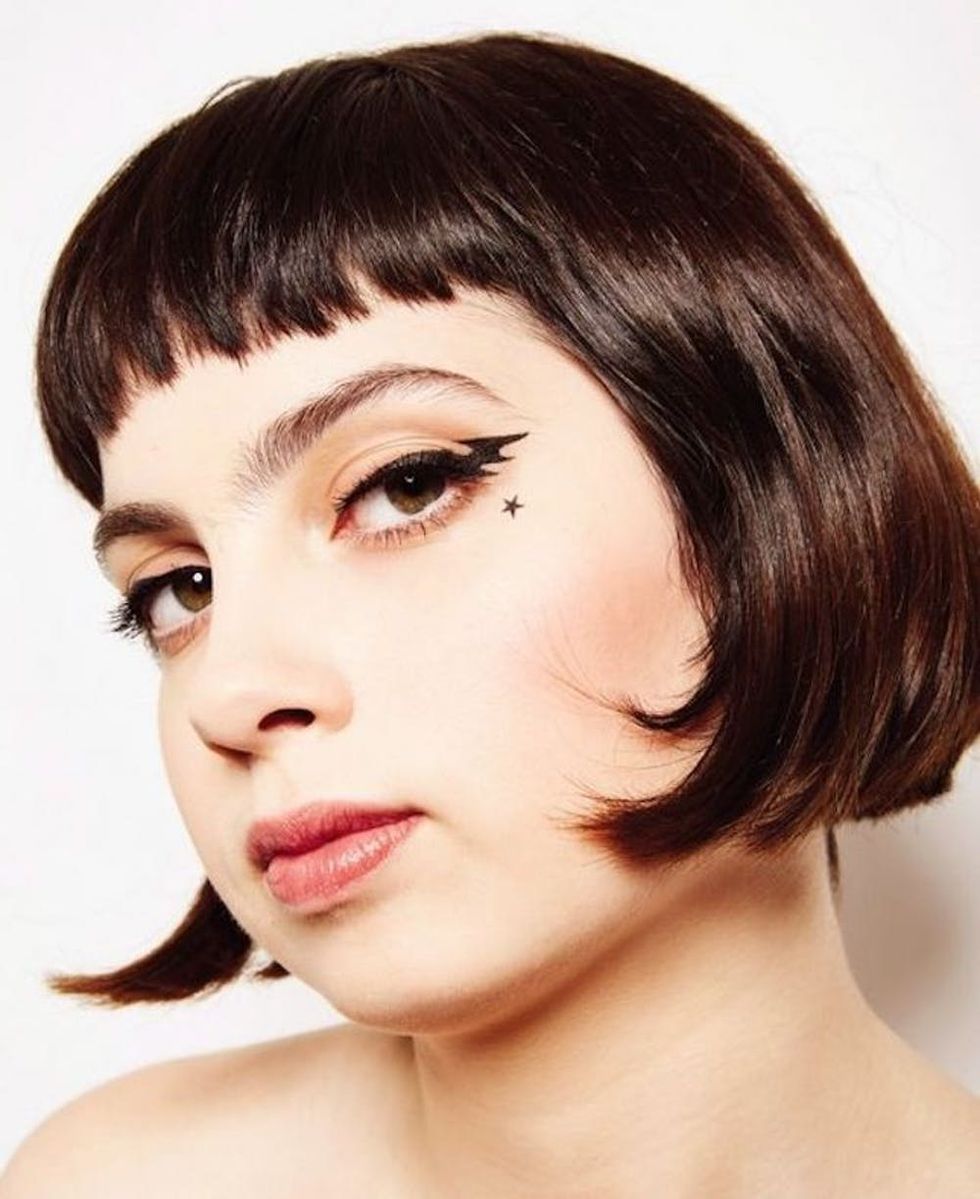 Elevate Your Halloween Costume With Bat Wing Eyeliner - Brit + Co