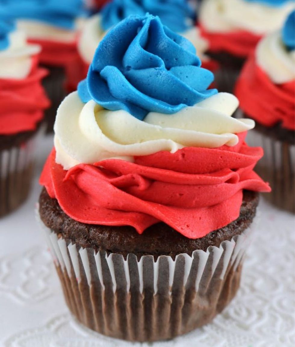 15 Spangled 4th Of July Cupcake And Cake Recipes Brit Co 9825