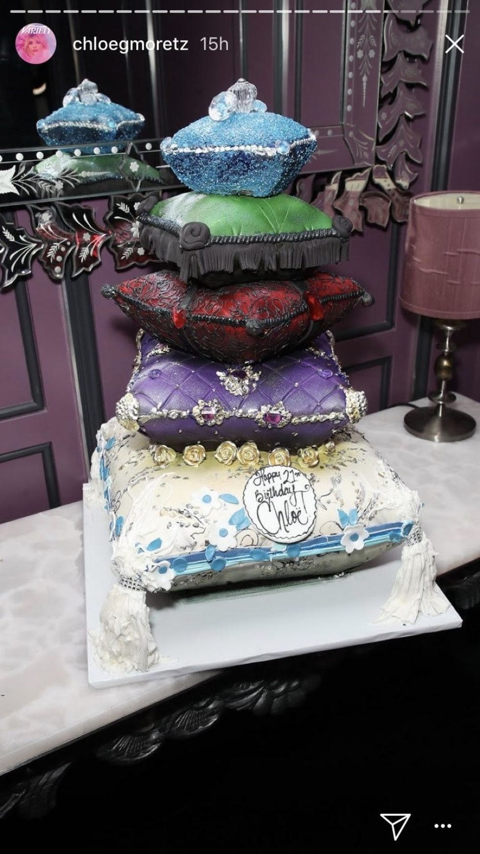 Chloë Grace Moretz Had The Most Outrageous Cake At Her 21st Birthday Party Brit Co 2140