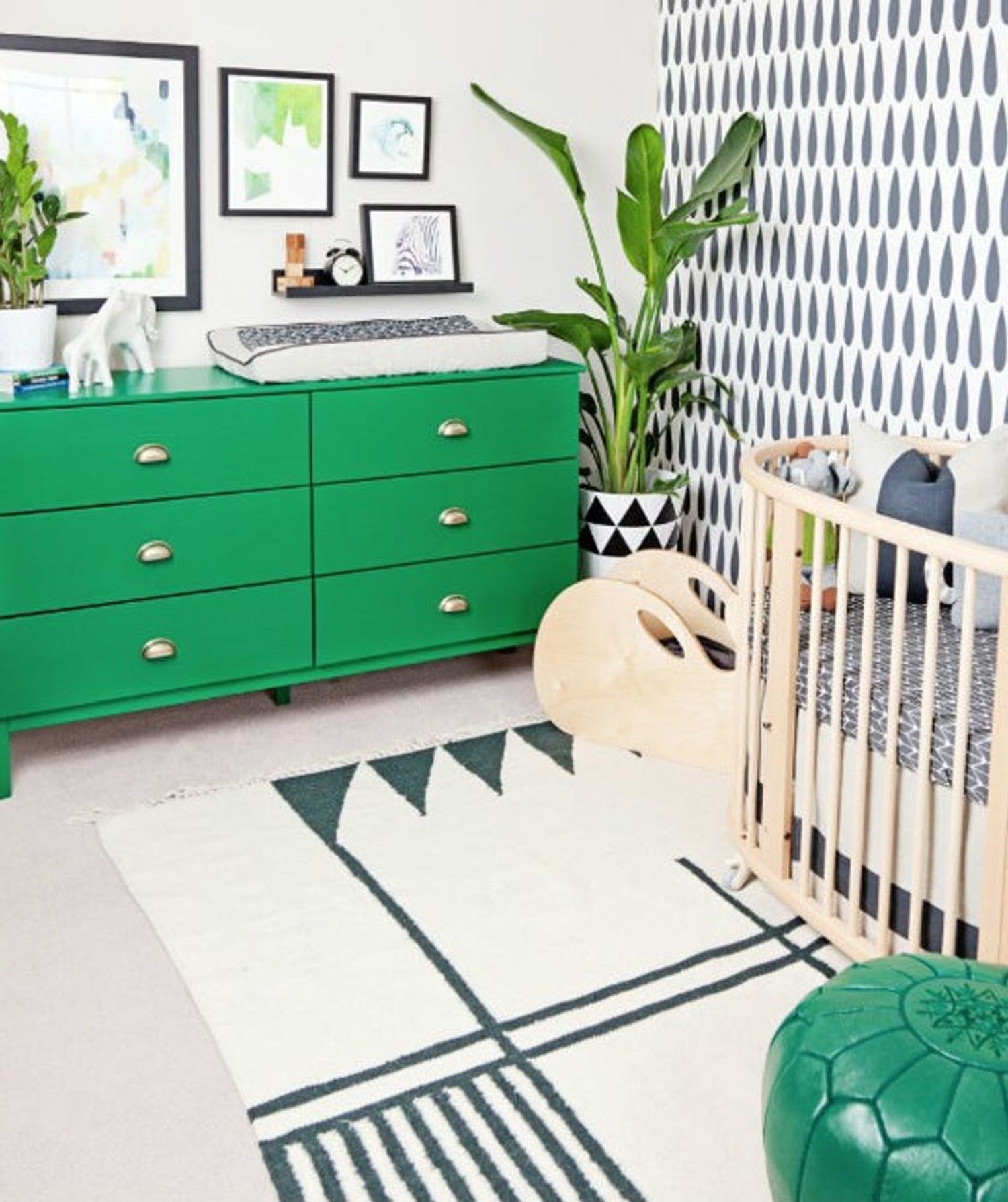 8 Colorful Ways to Incorporate Greenery in a Nursery - Brit + Co