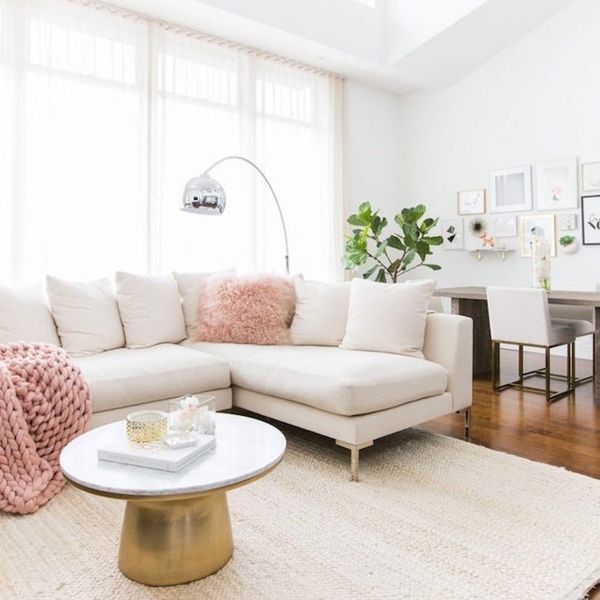 This Fashion Blogger’s Blush Pink Living Room Is Totes Instagram-Worthy ...