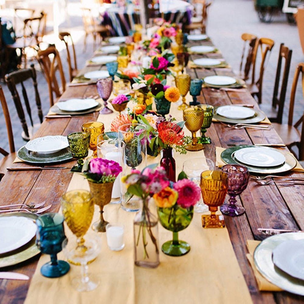 Add A Splash Of Color To Your Wedding Tables With These Vintage   Image 