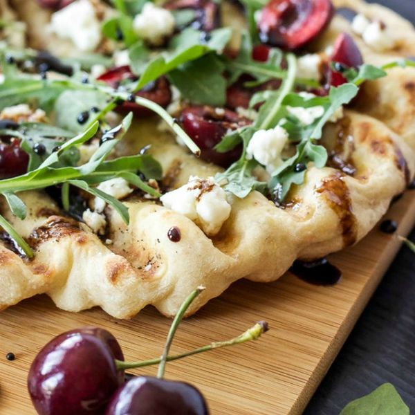 14 Meatless Pizza Recipes That Prove You’re Not Missing a Thing Brit + Co