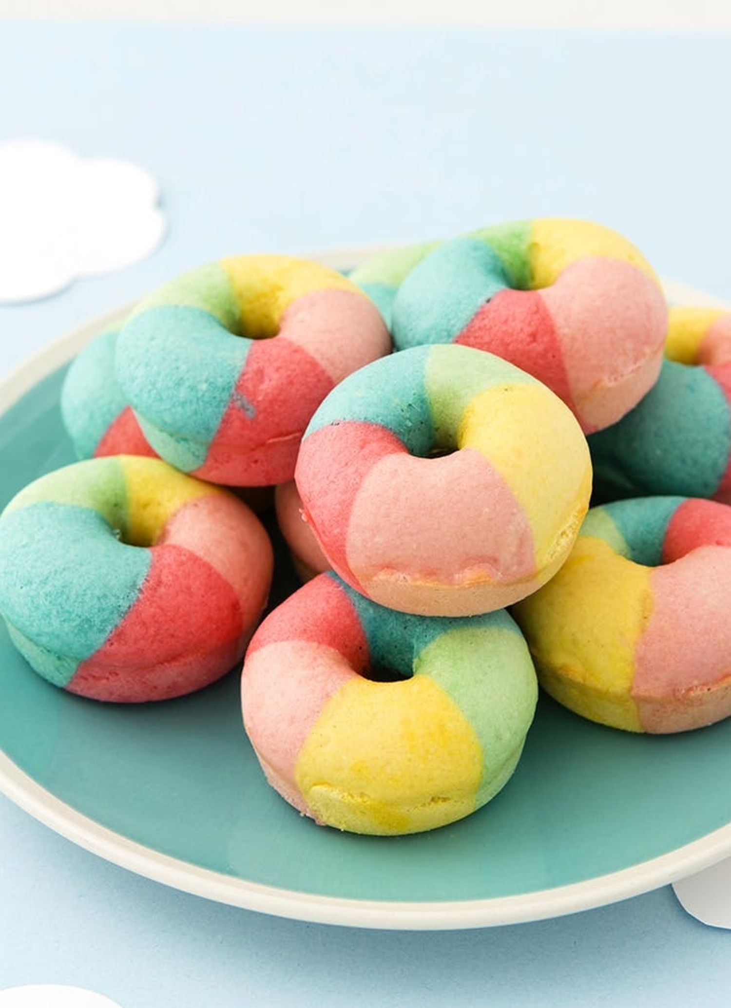 These Mini Rainbow Donuts Are the Cutest Things You’ll Ever Make - Brit