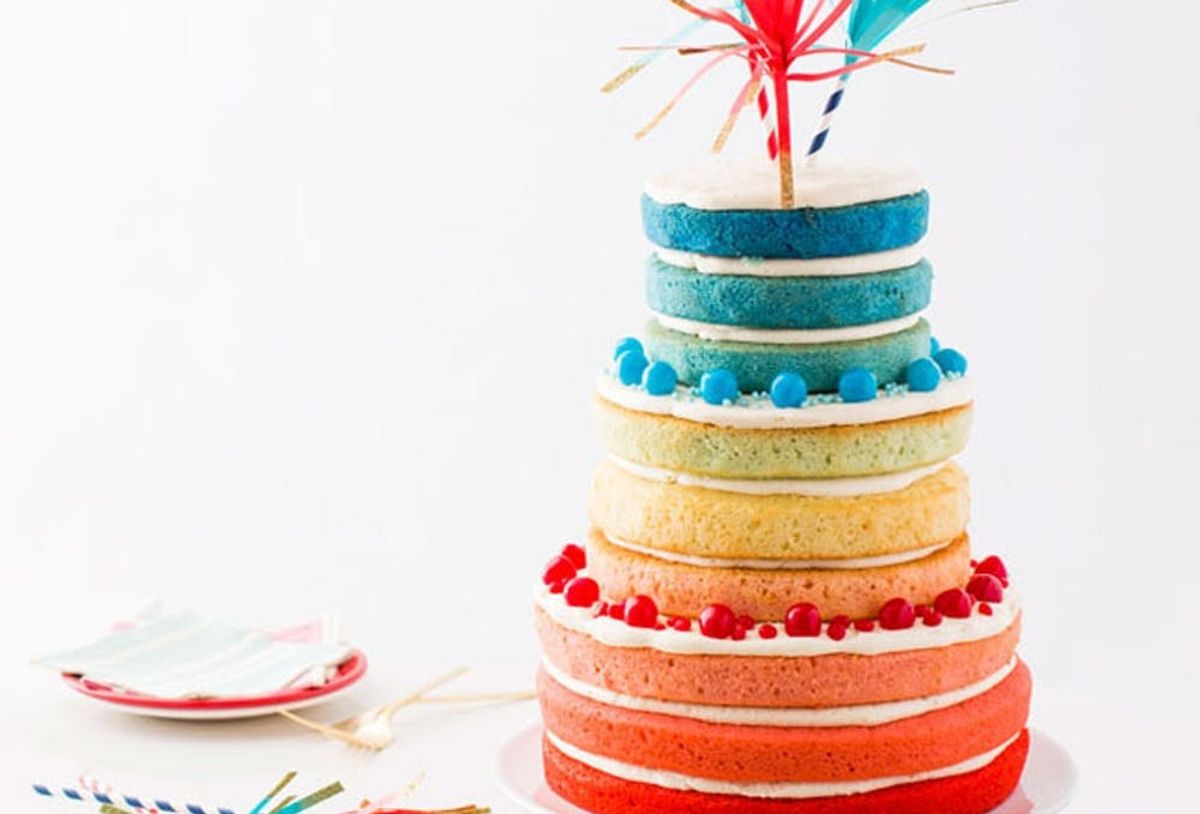 your-friends-will-freak-over-this-epic-9-layer-red-white-and-blue-cake