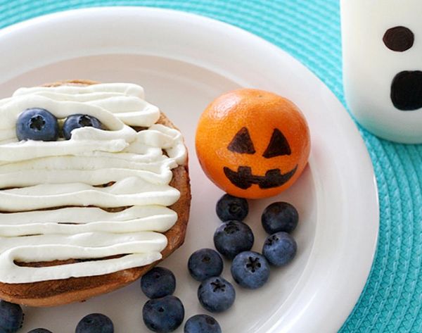 14 Spooky Halloween Breakfast Recipes Brit Co