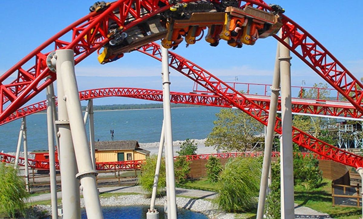 the-10-craziest-roller-coaster-rides-for-thrill-seekers-brit-co