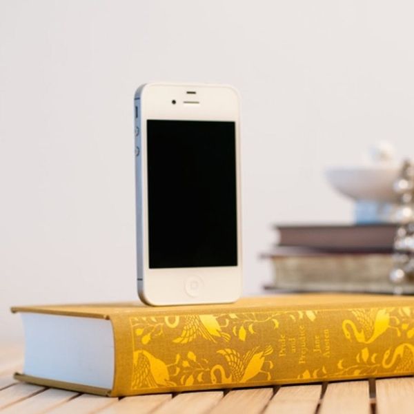 11 Must-Have Gadgets for Book Lovers - Brit + Co