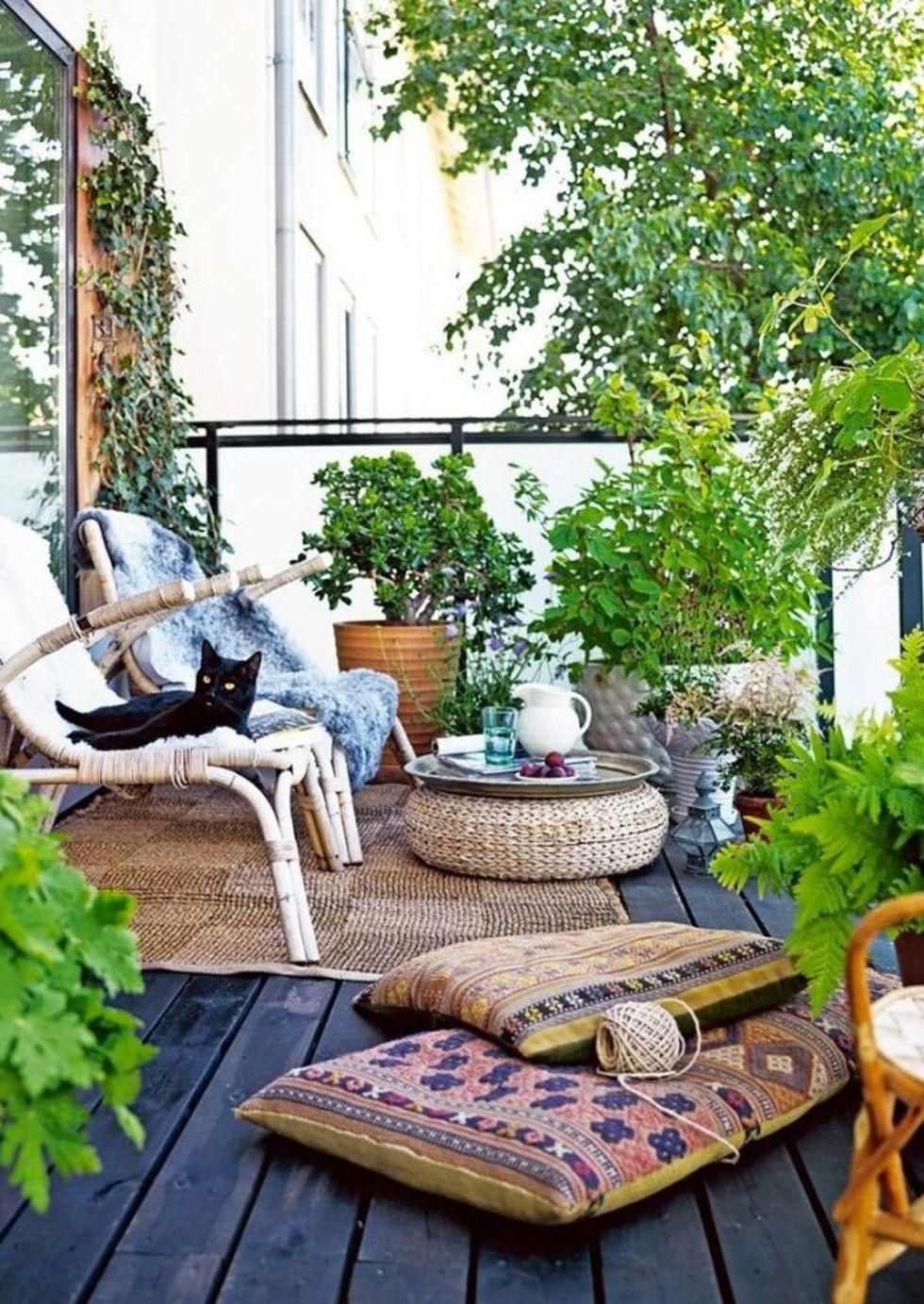 These 13 Balcony Gardens Have Us Ready for Spring - Brit + Co