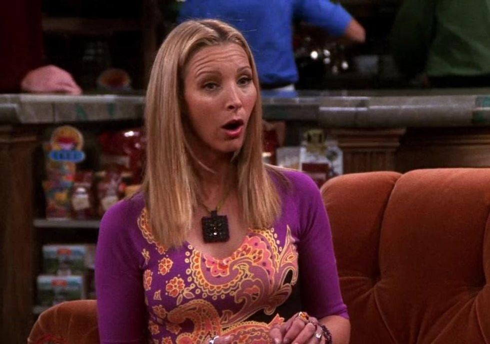 statement top friends outfits phoebe buffay's outfits