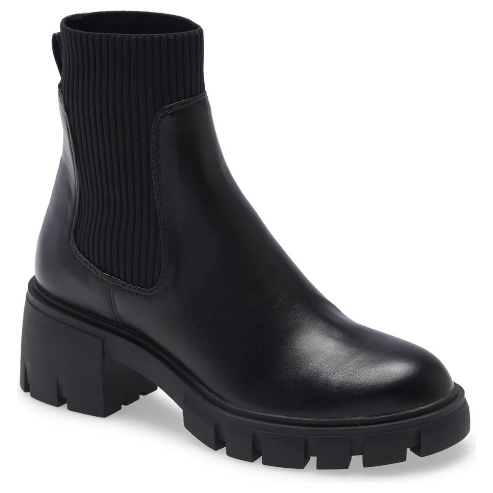 black platform Steve Madden Hayle Platform Chelsea Boot