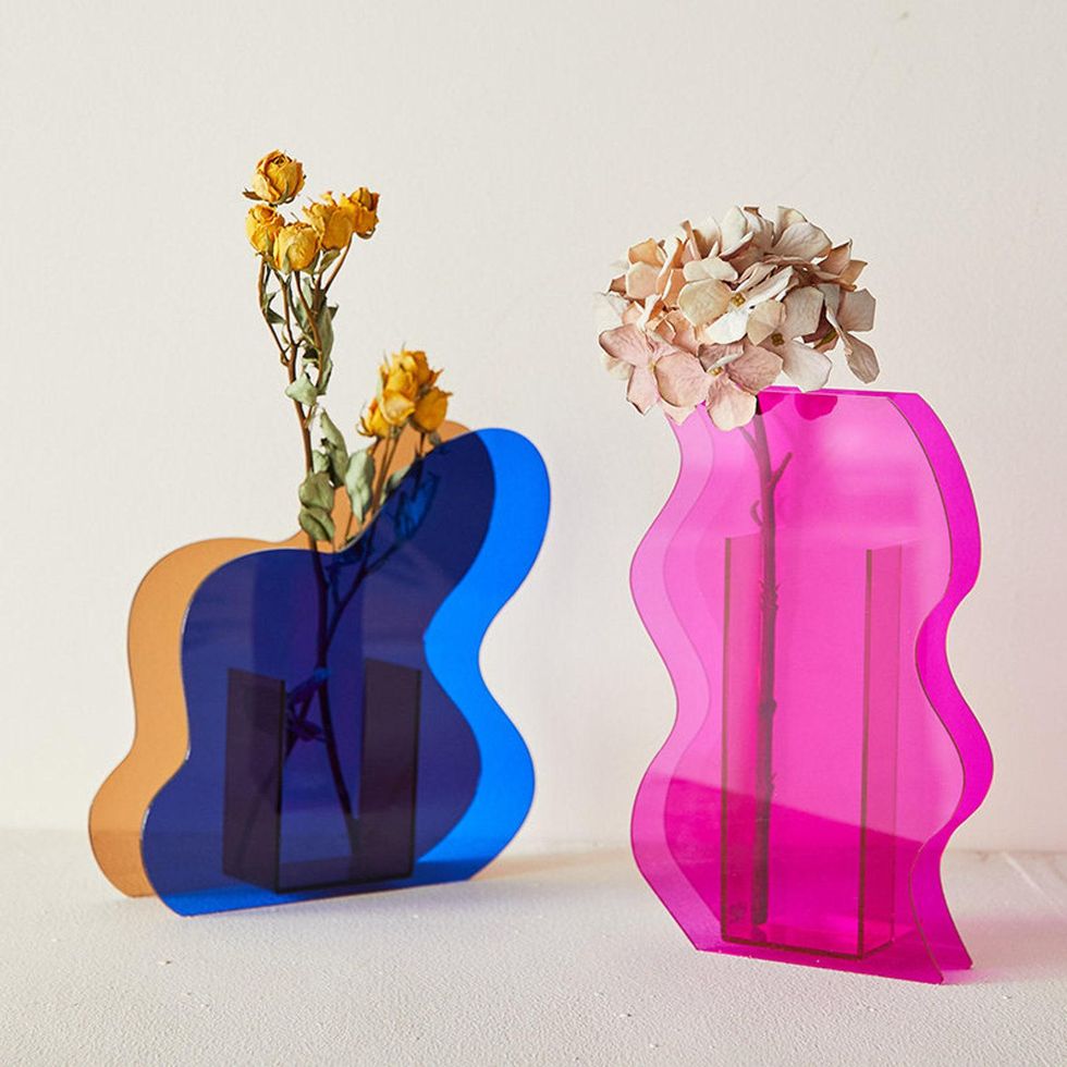 acryclic vase