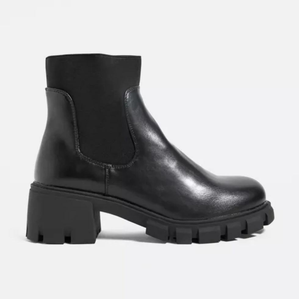 UO Black Been Chunky Chelsea Boot