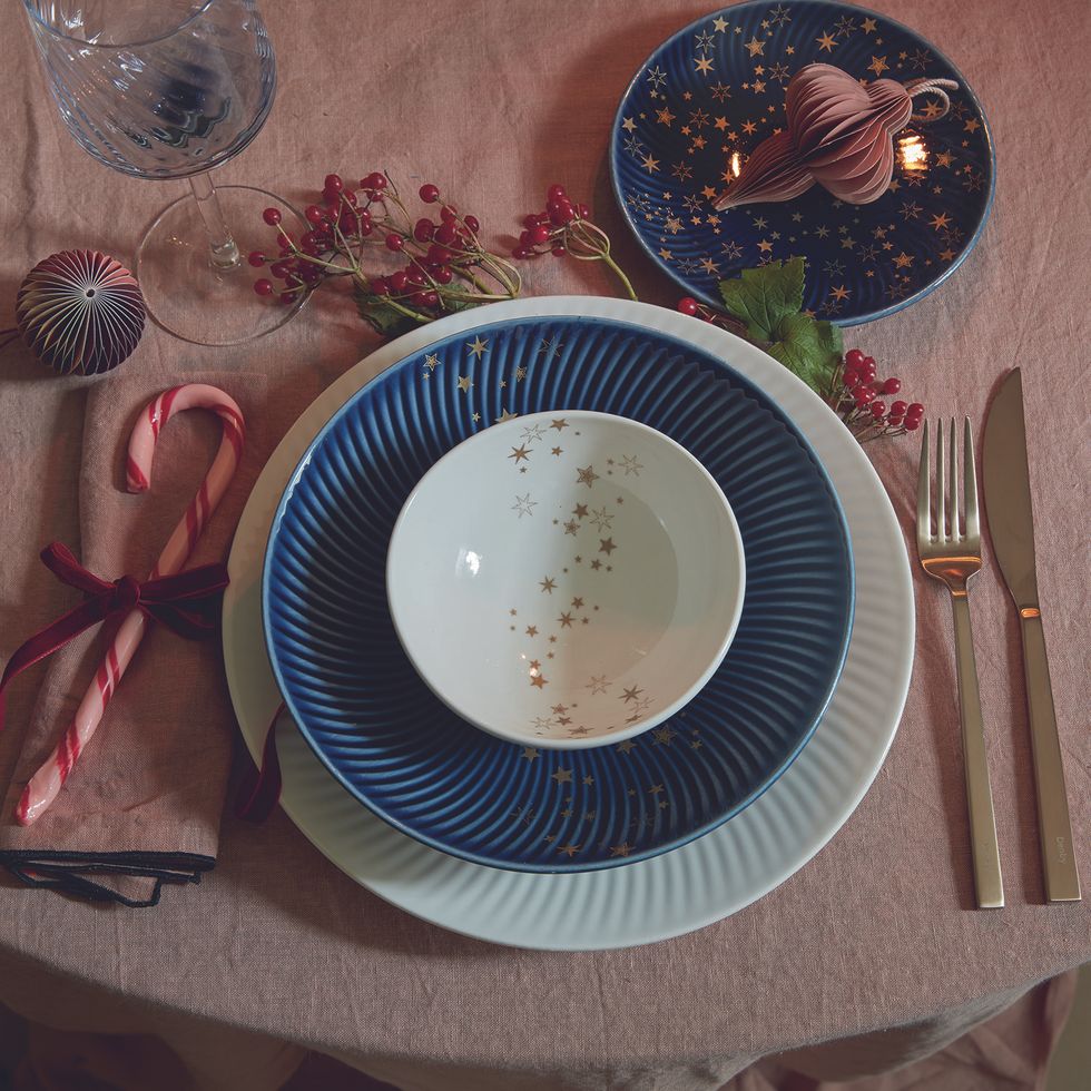 festive Christmas table