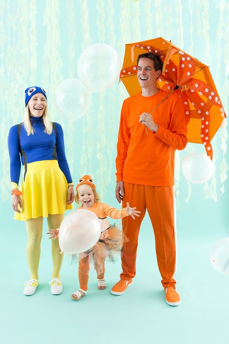 Nemo and Dory costume!  Cute halloween costumes, Halloween