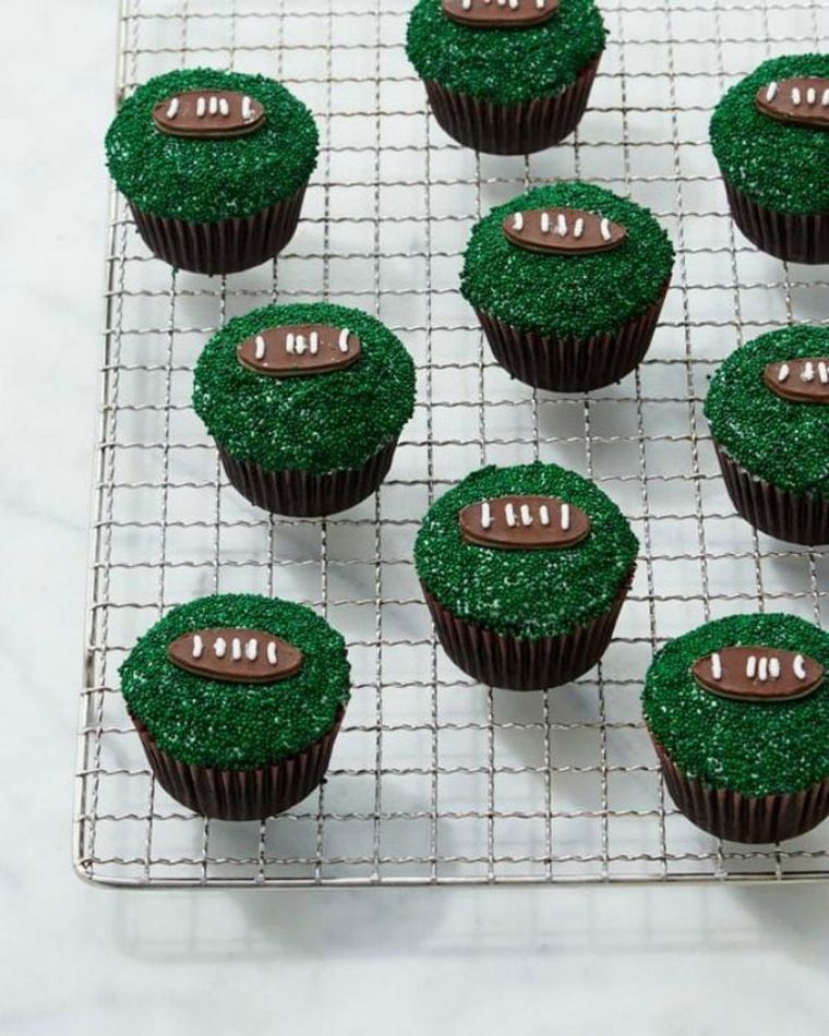 Last Minute Super Bowl Party Ideas {Video}