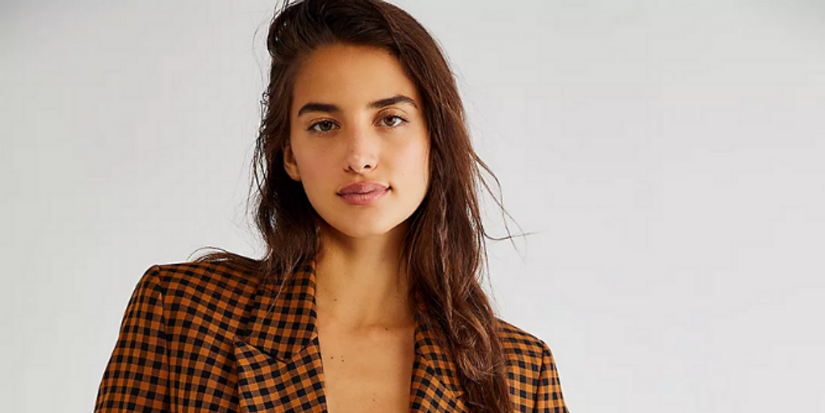 FLANNEL SHIRT OUTFITS  GO BIG OR STAY HOME IN THIS COZY CLASSIC NEUTRAL  PRINT - Closet Choreography