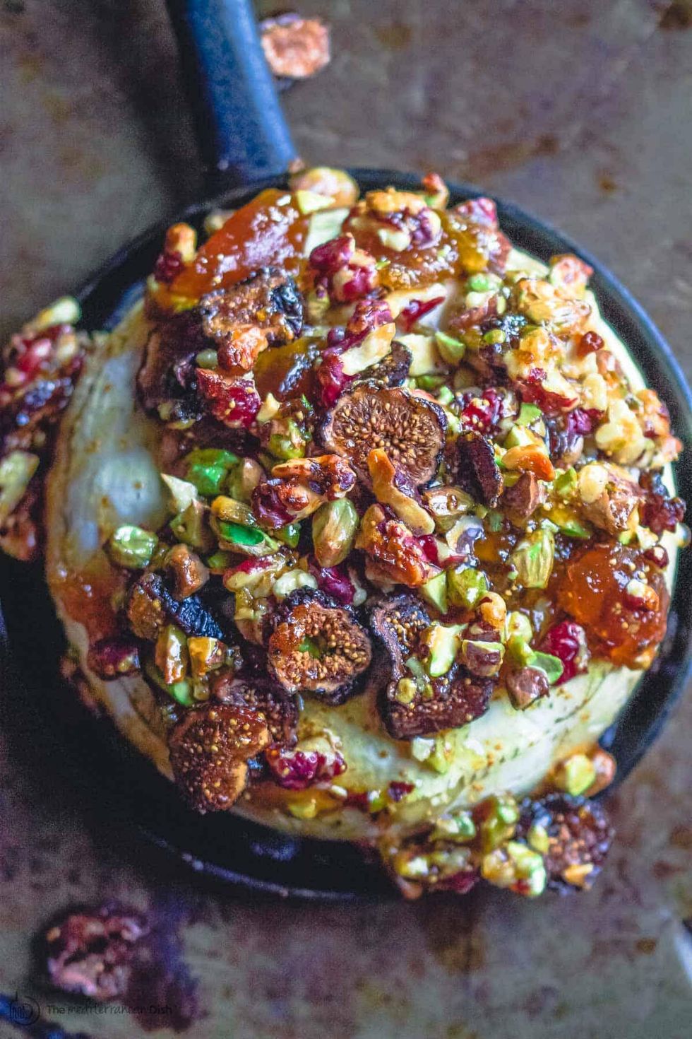 French Baked Brie Recipe With Figs, Walnuts and Pistachios