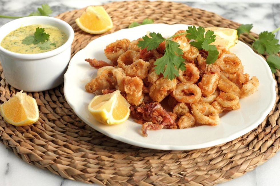 Fried Calamari With Cilantro Aioli