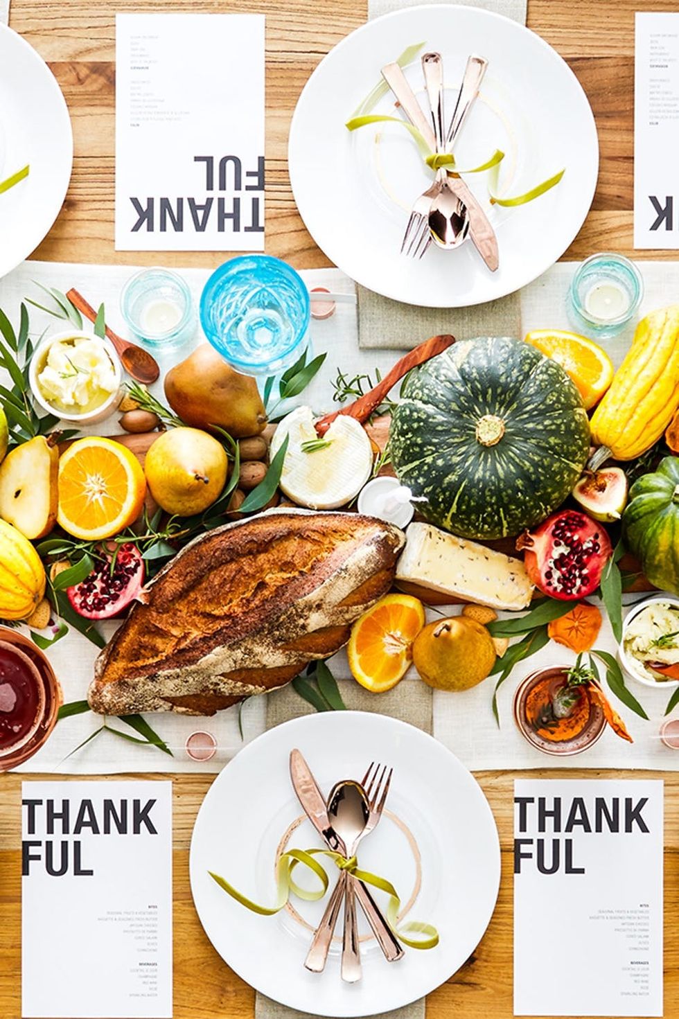 friendsgiving tablescape