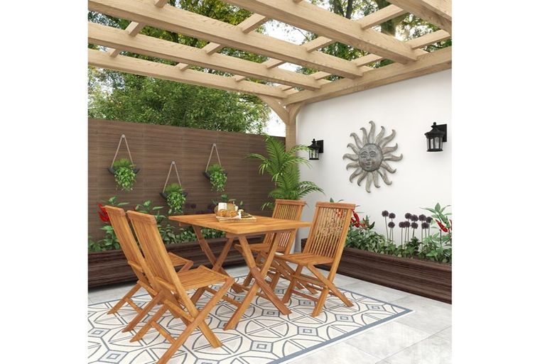 17 Unique Outdoor Wall Decor Ideas For Patio & Porch Hangs - Brit + Co