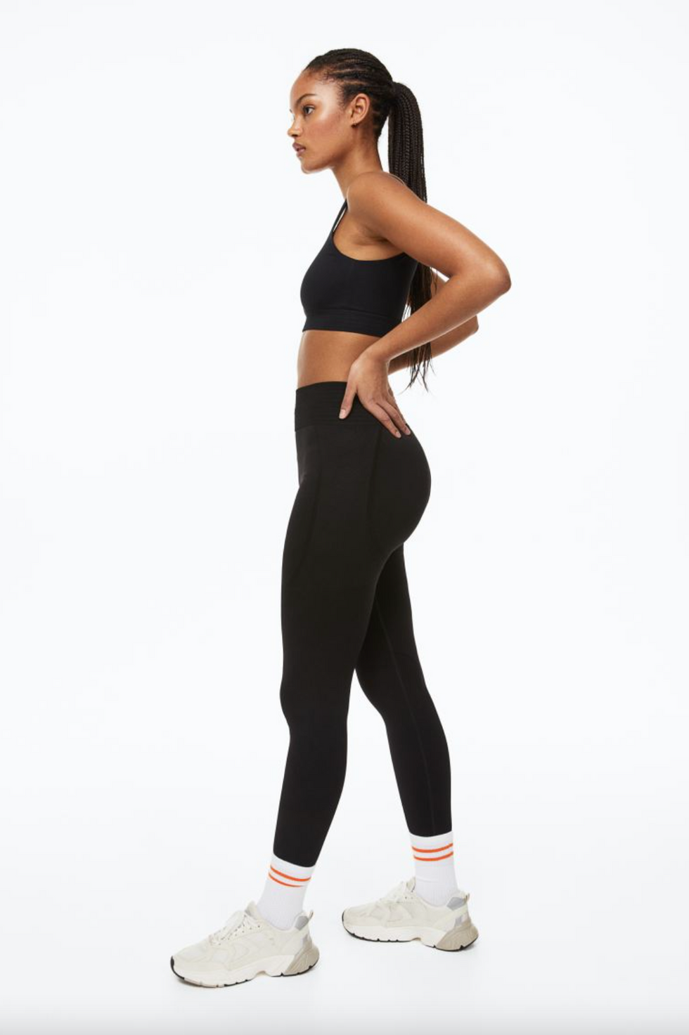 H&M Seamless Shaping Leggings in DryMove